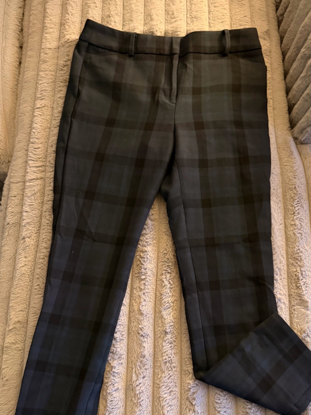 LOFT Black and Dark Green Plaid Slacks | Sz 8